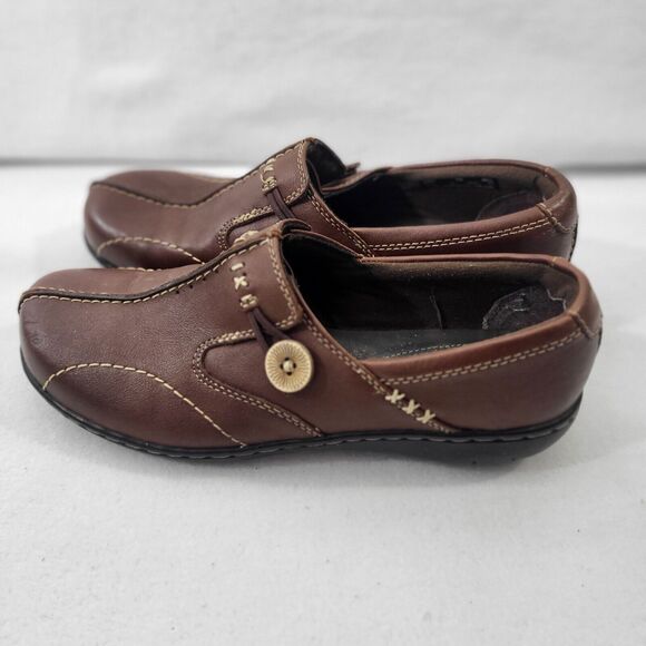 Clarks Women's Brown Slip-on Leather Shoes 7M Comfort - Picture 2 of 8